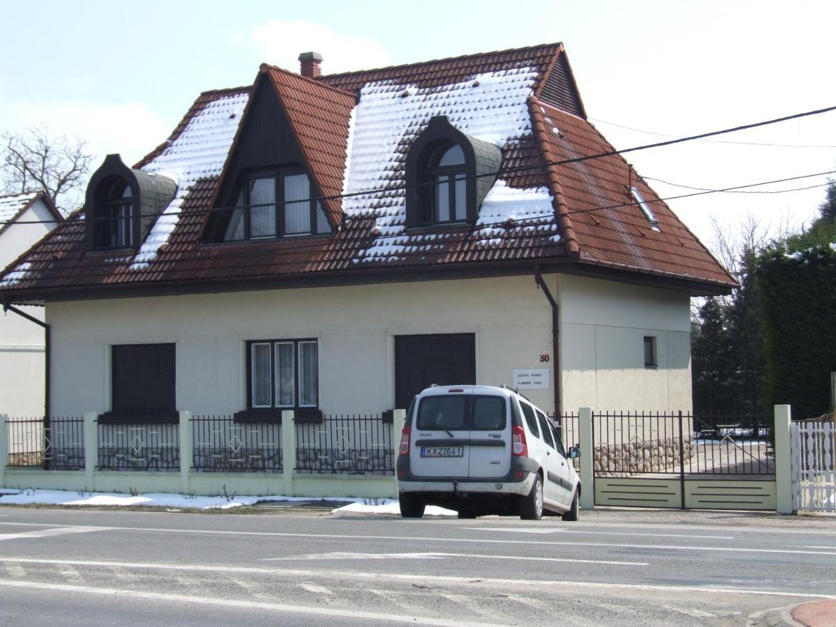 Hotel Revesz Vendeghaz Harkan Exterior foto