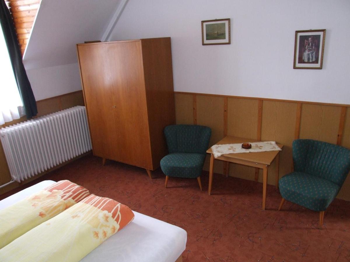 Hotel Revesz Vendeghaz Harkan Zimmer foto